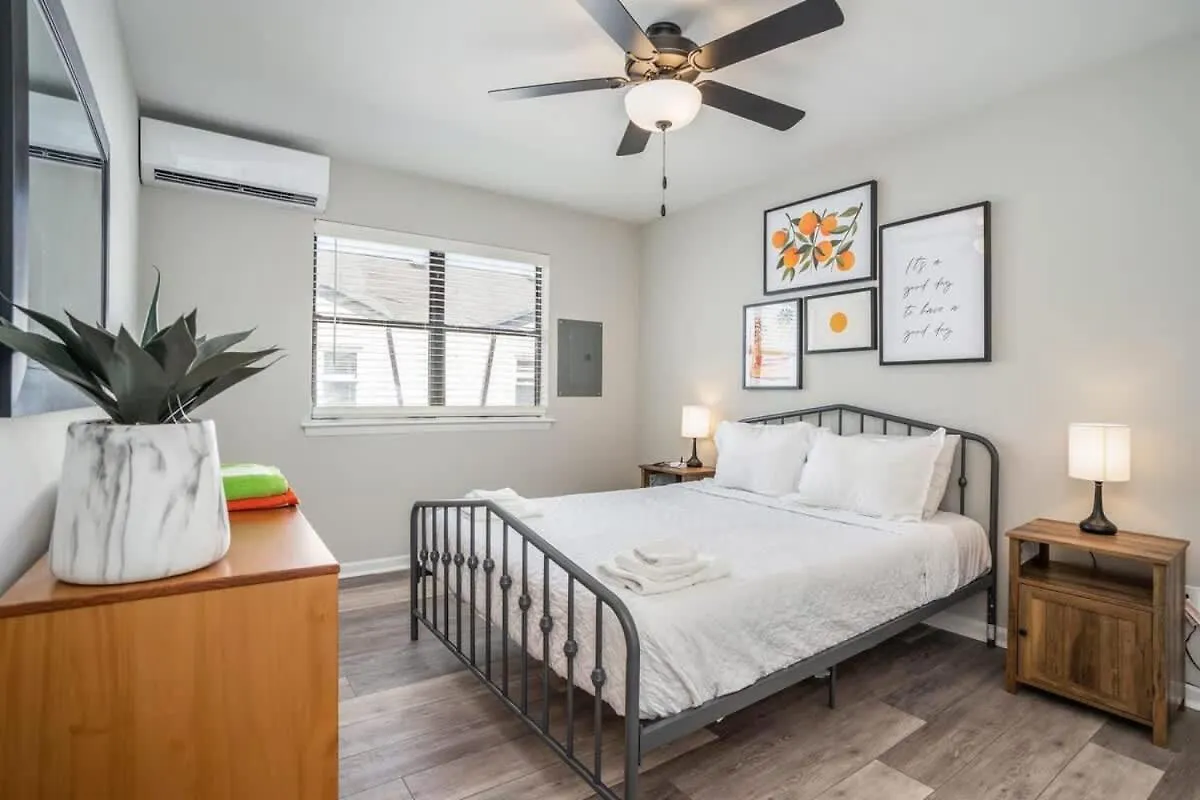 Apartment Ov Mosaic Shark Suite North Camellia Acres United States